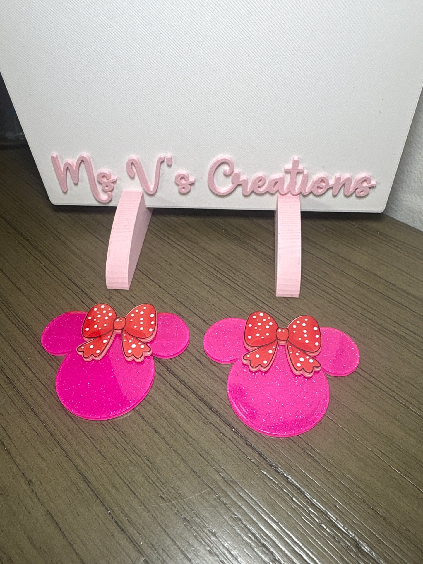 Pink Minnie Mouse badge reels