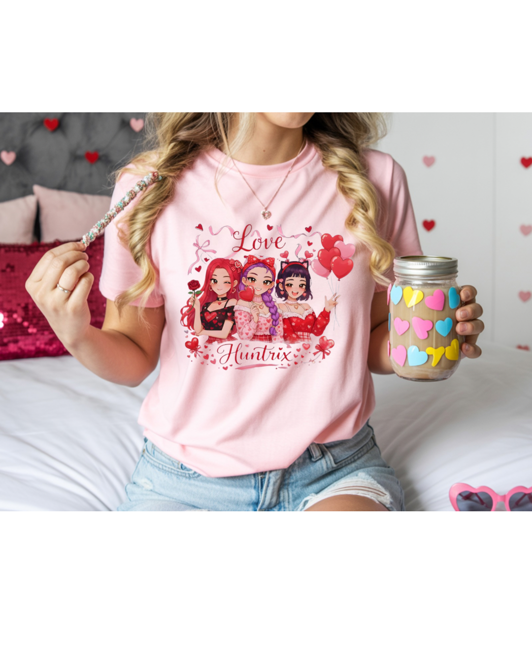 Love Huntrix Tshirt