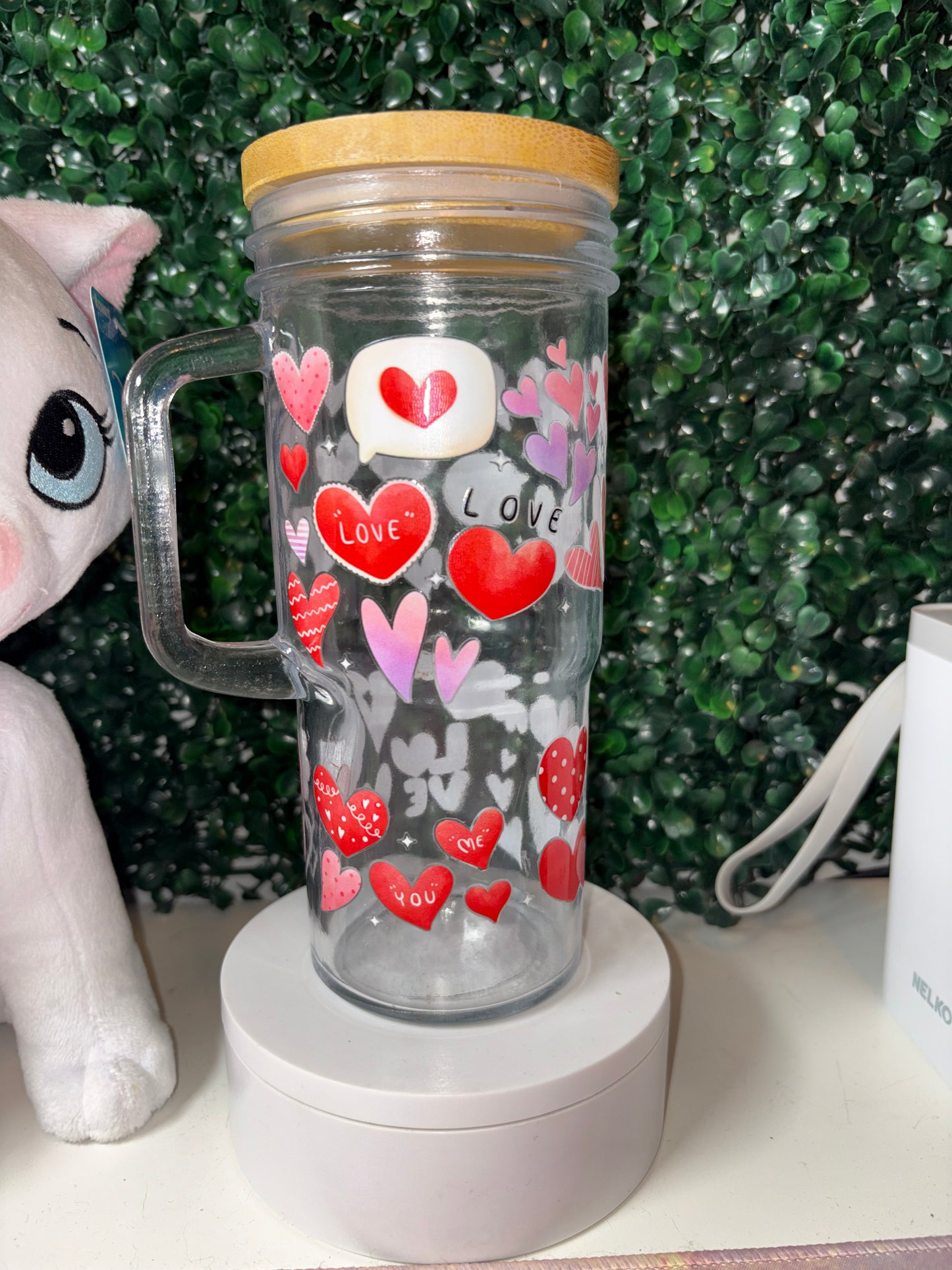 20oz Glass Valentine Cup with Handle