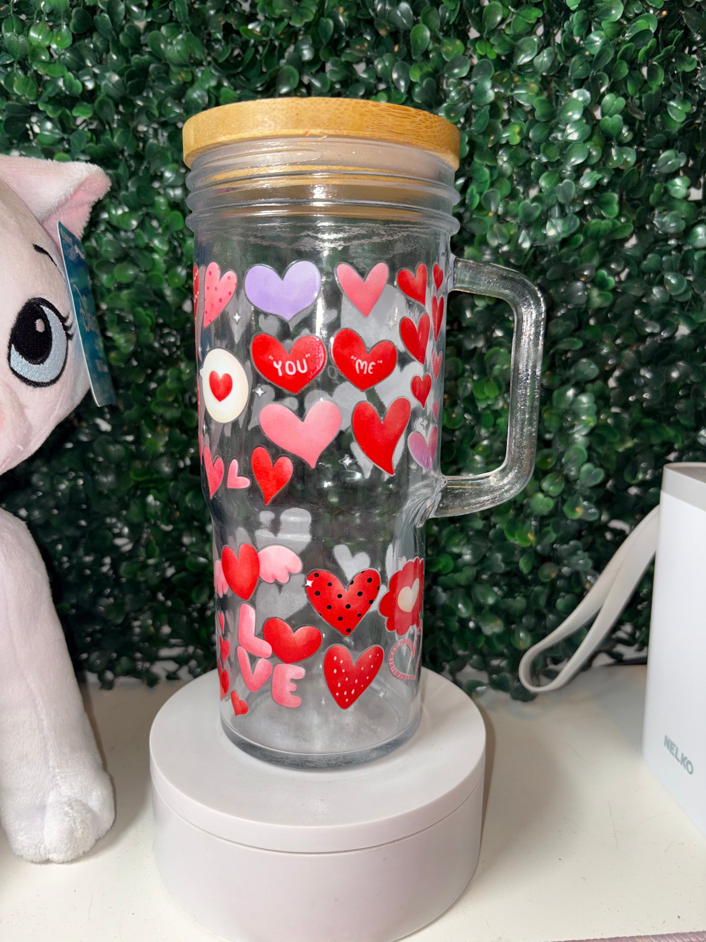 20oz Glass Valentine Cup with Handle