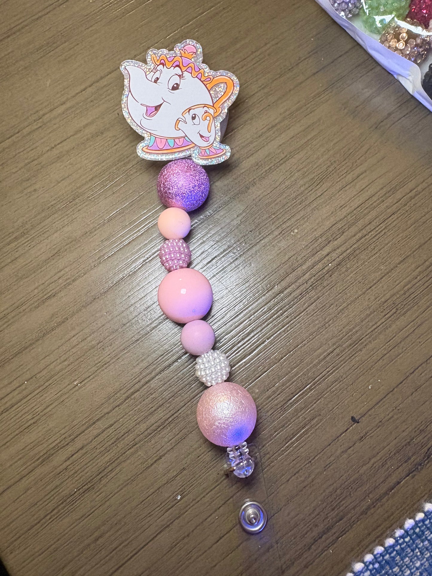 Mrs Pots And Chip Badge reels